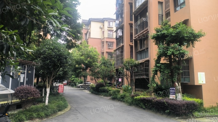 玉林都江外景图