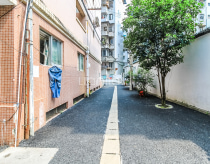 滨江公寓