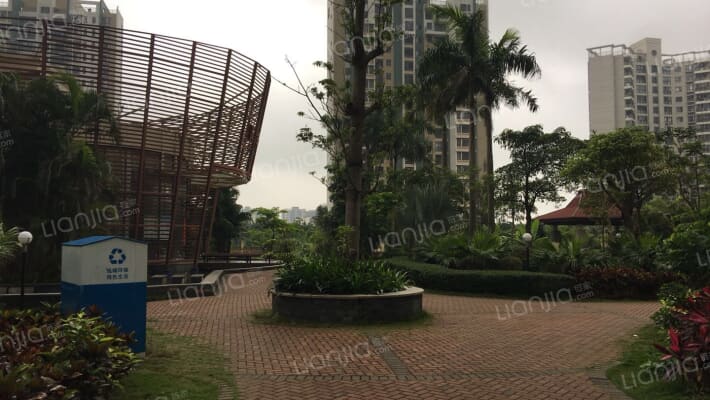 丽海云霞外景图