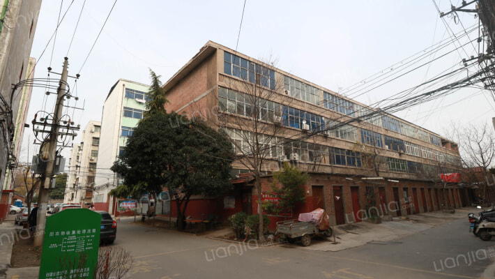 人大家属院外景图