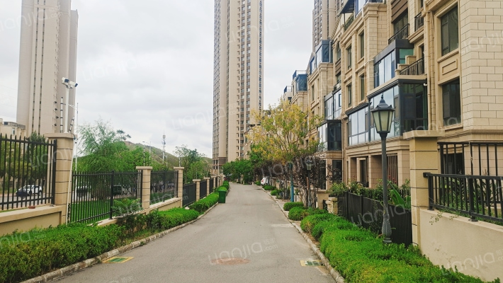 保利领秀山伦敦郡外景图