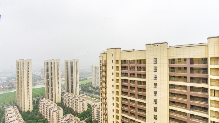 魅力花园外景图