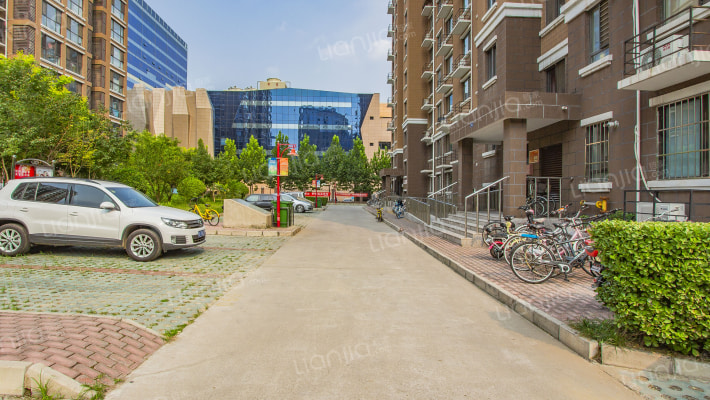 都市名园外景图