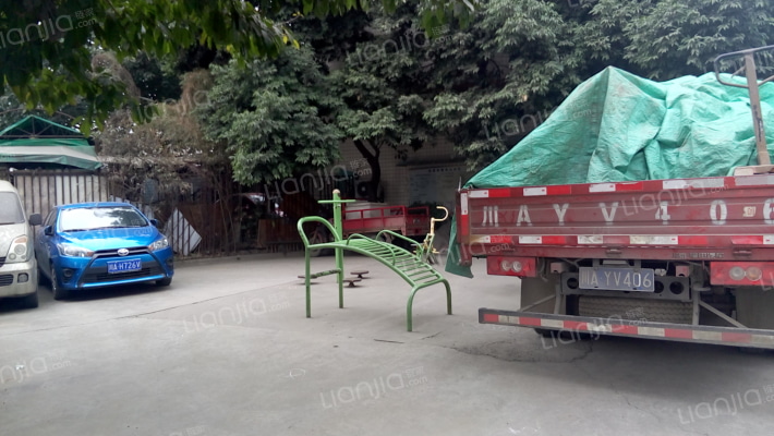 芙蓉苑小区外景图