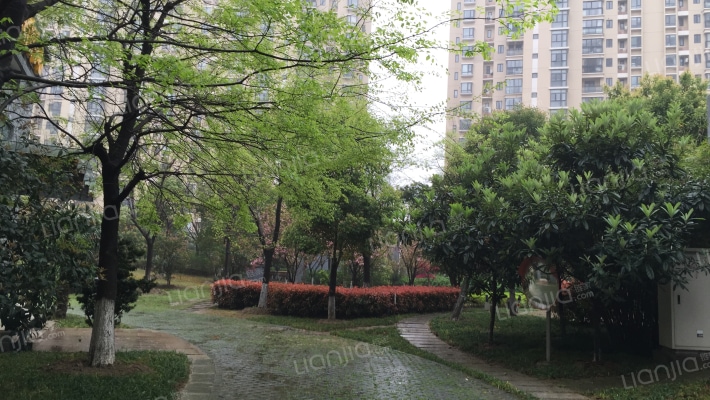 阳光嘉园外景图