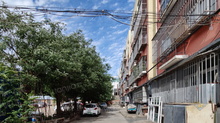 马池口红冶家属院外景图