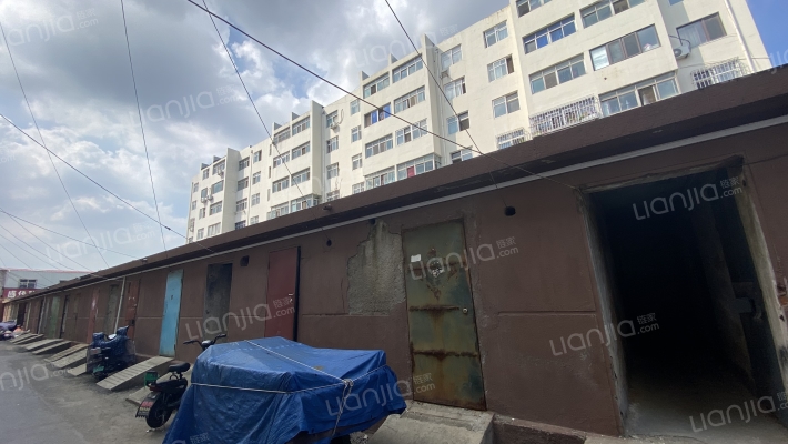 热电厂宿舍外景图