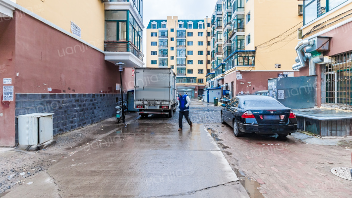 金色嘉园外景图