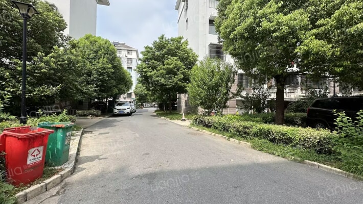 东环路小区外景图