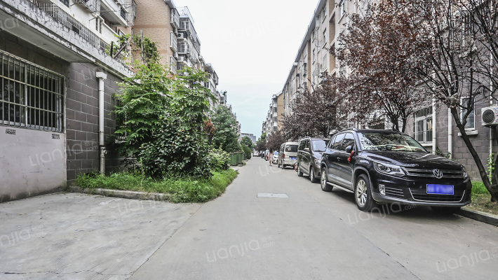 望湖东苑外景图