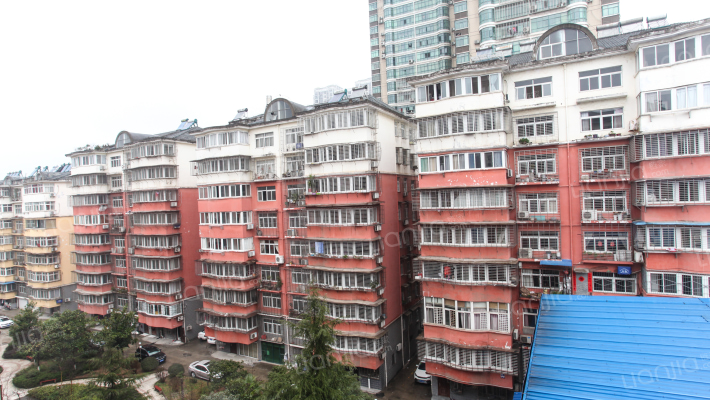 華堂景苑外景图