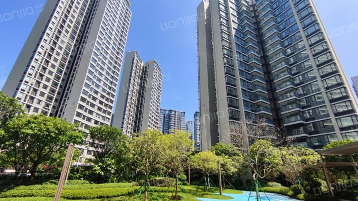 中海寰宇天下C区外景图