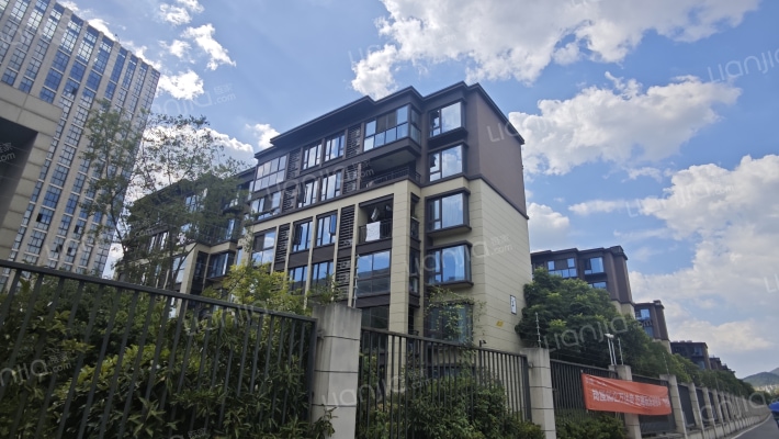 阳光城悦景湾外景图