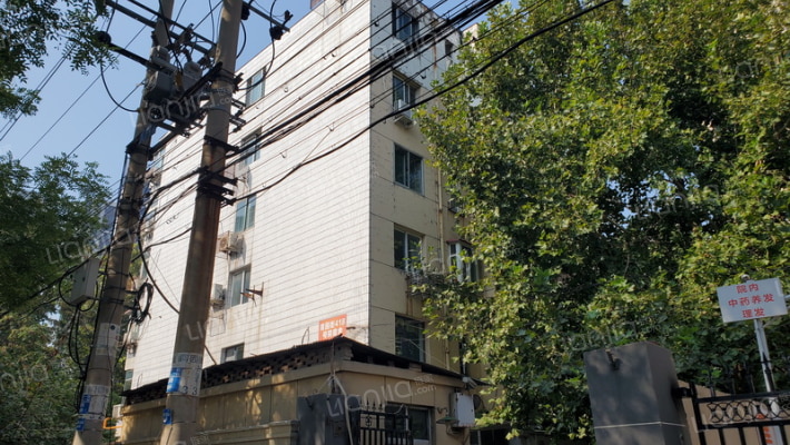 人事局宿舍外景图