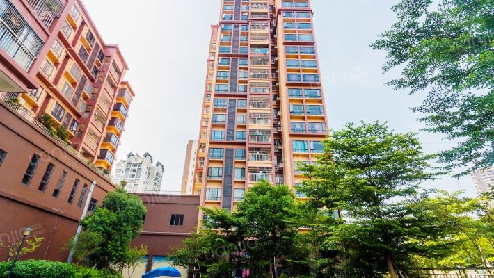 蔚蓝湾畔花苑外景图