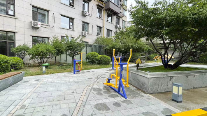 裕昌蓝庭外景图