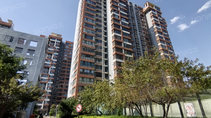 健达花苑外景图