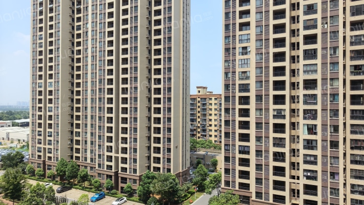 红霞雅苑外景图