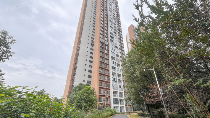 渝铁东苑外景图