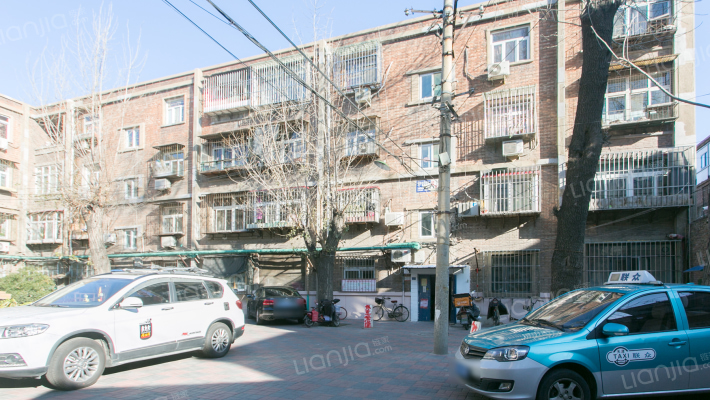 增产道团结里外景图