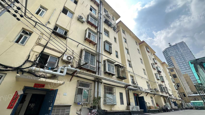 纬一路129号外景图