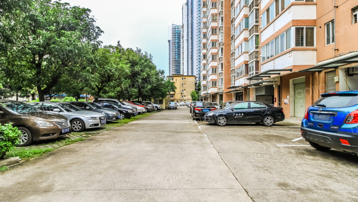 广西安监局生活区外景图