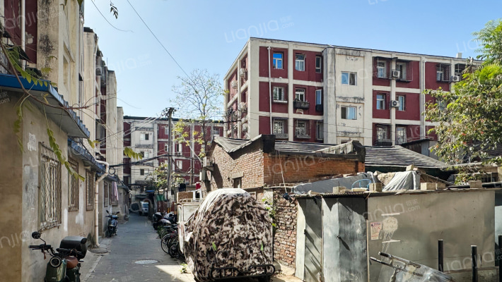 民主北街22号院外景图