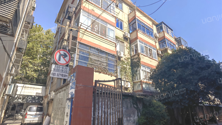 南街120号外景图