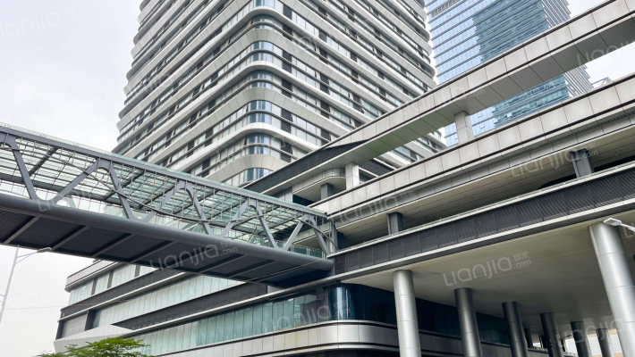 保利集成金融中心外景图