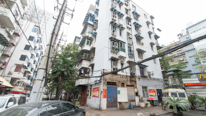 江汉北路2到6号外景图