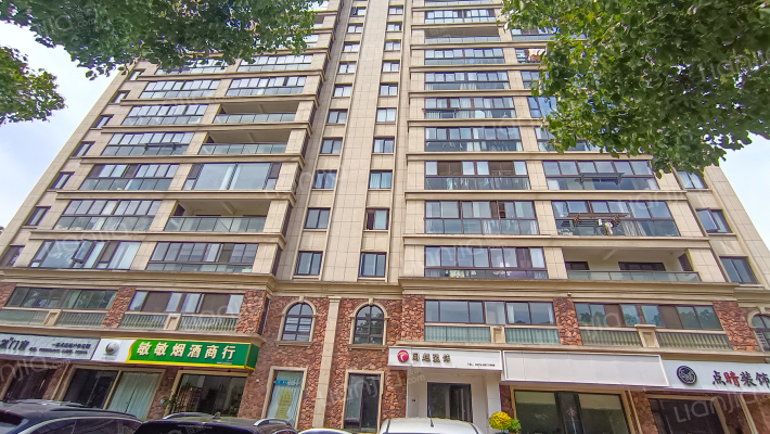 香格里拉三期外景图