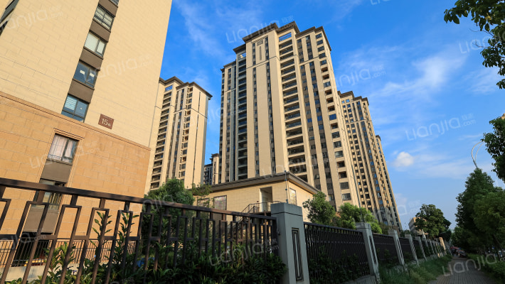 皖新翡翠庄园东区外景图