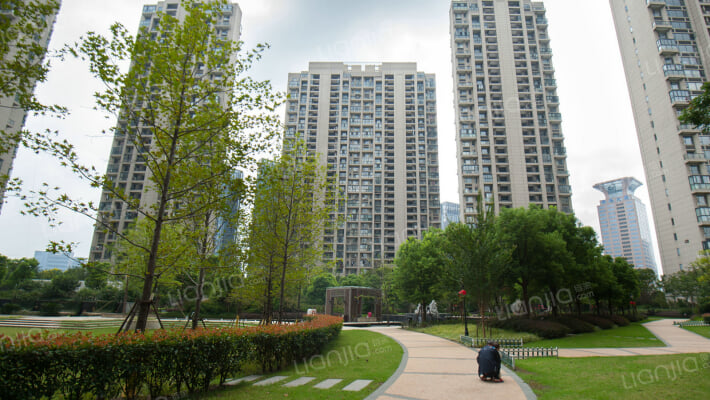 寰宇天下C区外景图