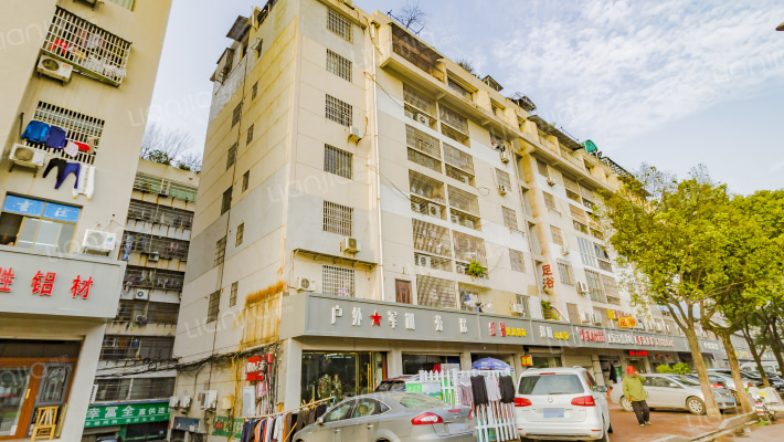 香榭里舍外景图