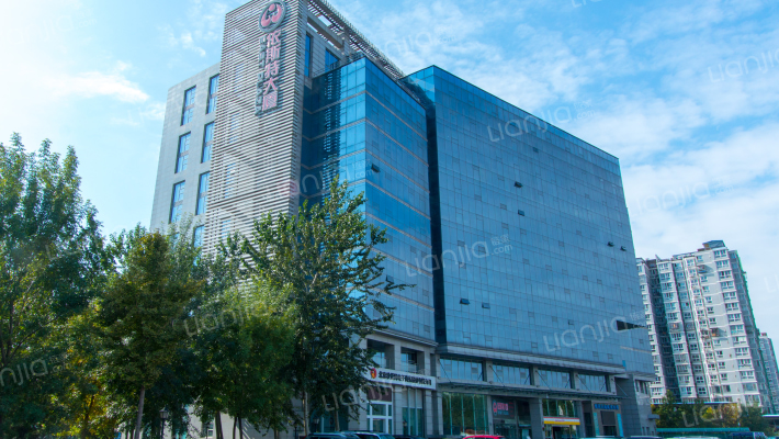 依斯特大厦外景图