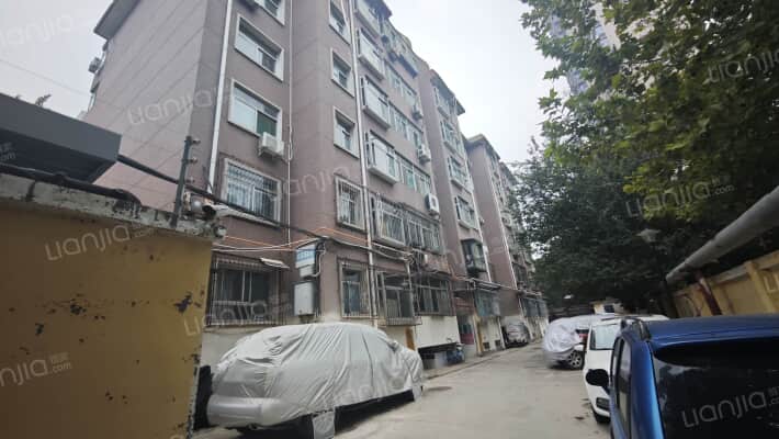 机要局宿舍外景图