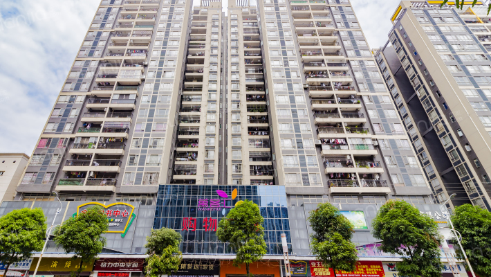 阳鸣豪庭外景图