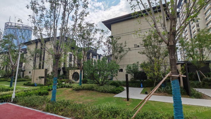 圣桦·樾西湖外景图