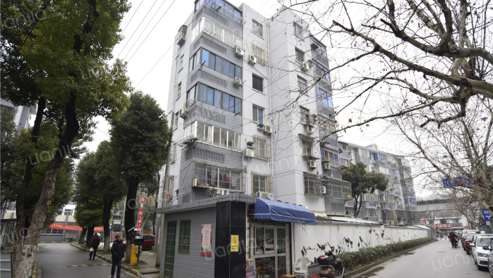 翠云新村外景图