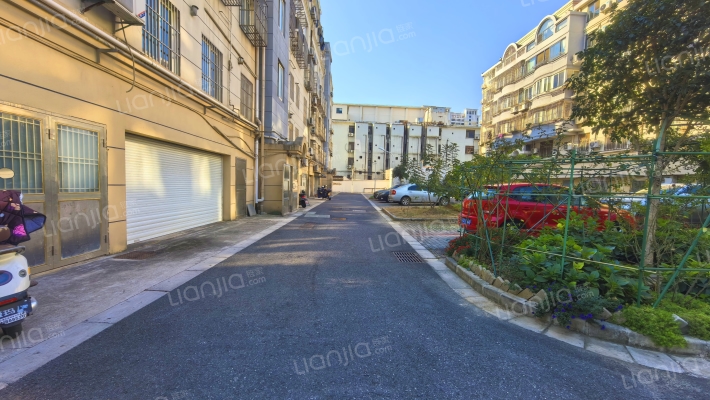 天鹤路22号院外景图