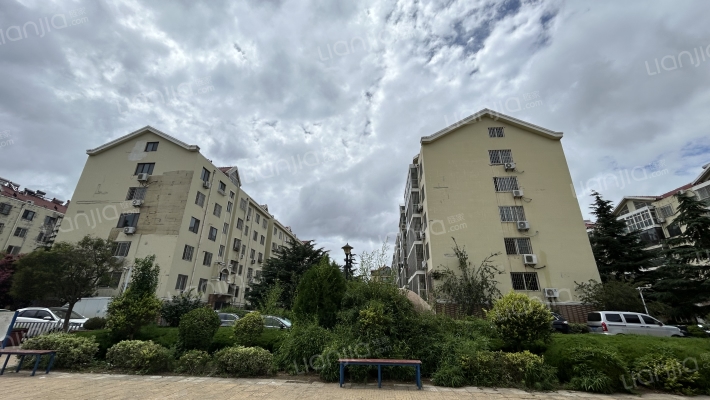 康城小区外景图