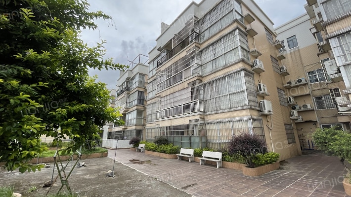 中环华庭外景图