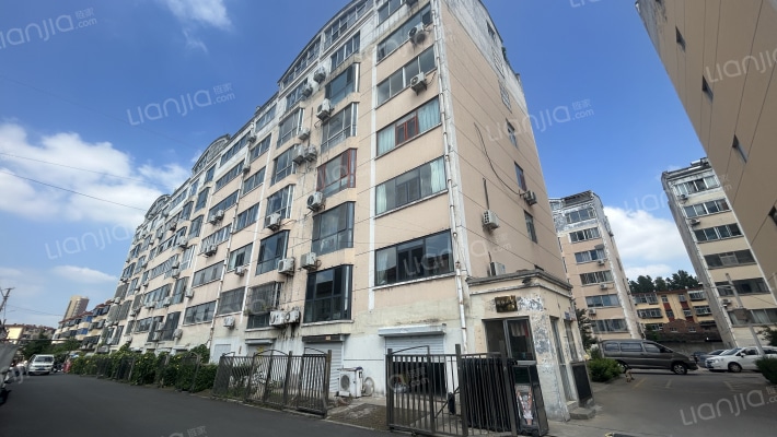 祥和小区外景图