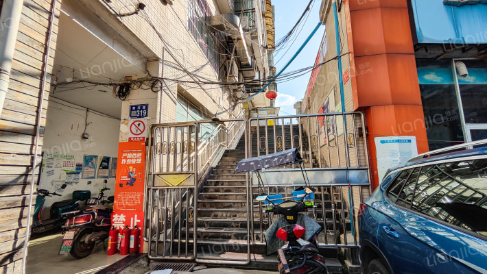 卓越金商地带外景图