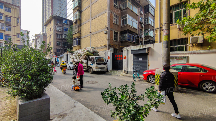 西安市农业机械总公司外景图