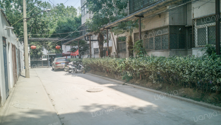 兴华南街66号院外景图