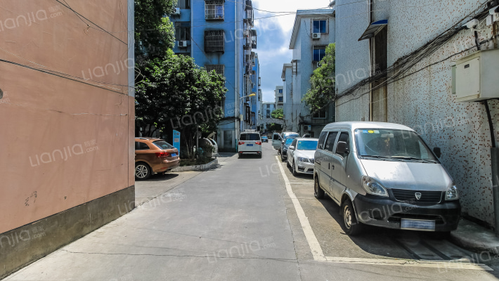 西陆小区外景图