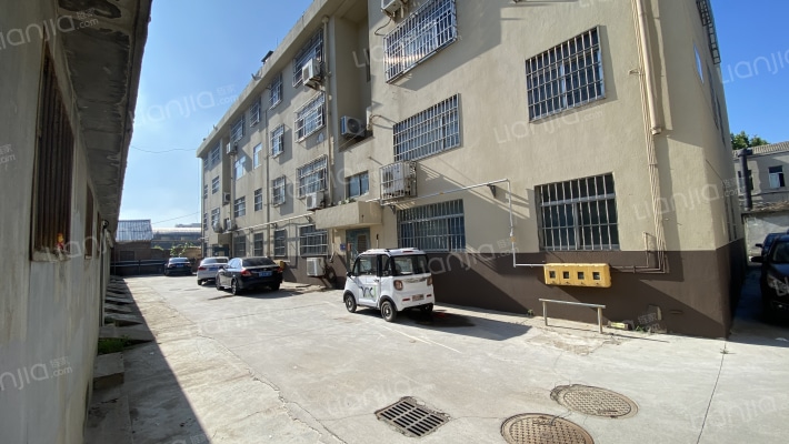 检察院宿舍外景图