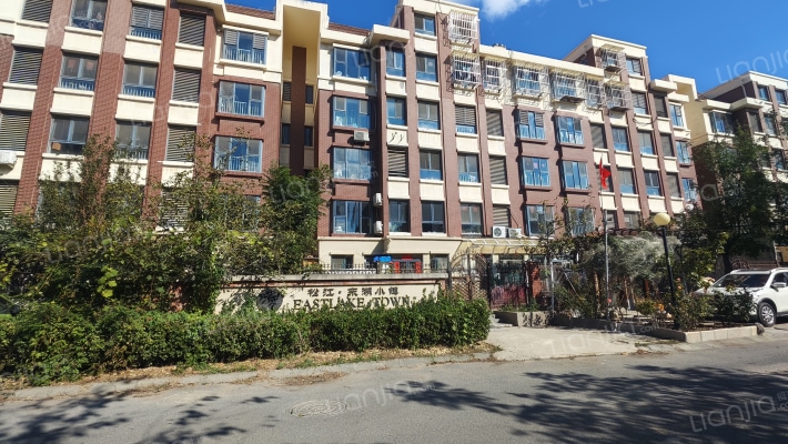 松江东湖小镇外景图