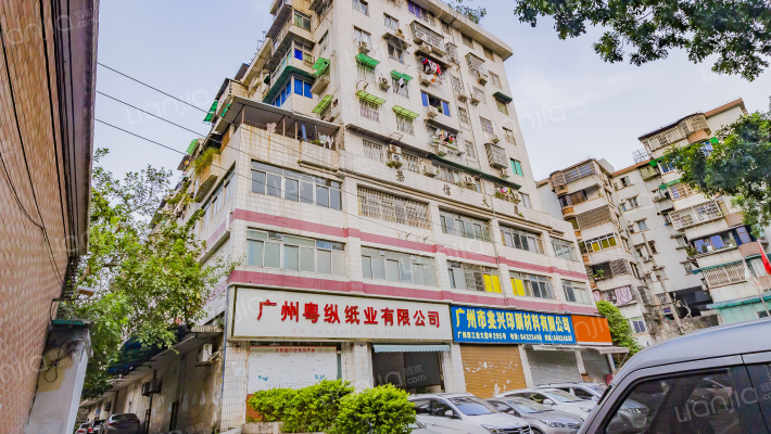 荣信大厦外景图